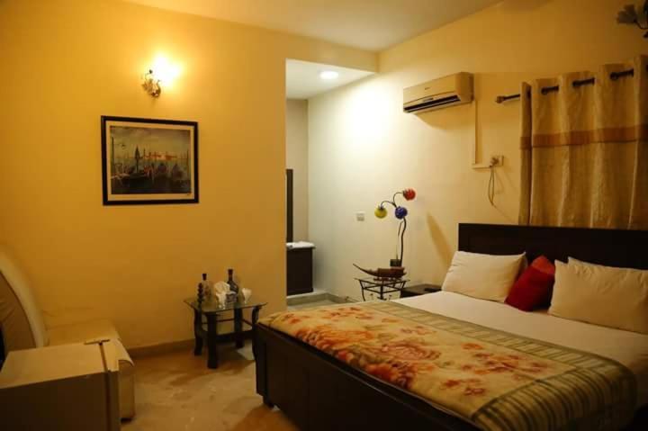 Hotel Sweet Inn Lahore Eksteriør bilde
