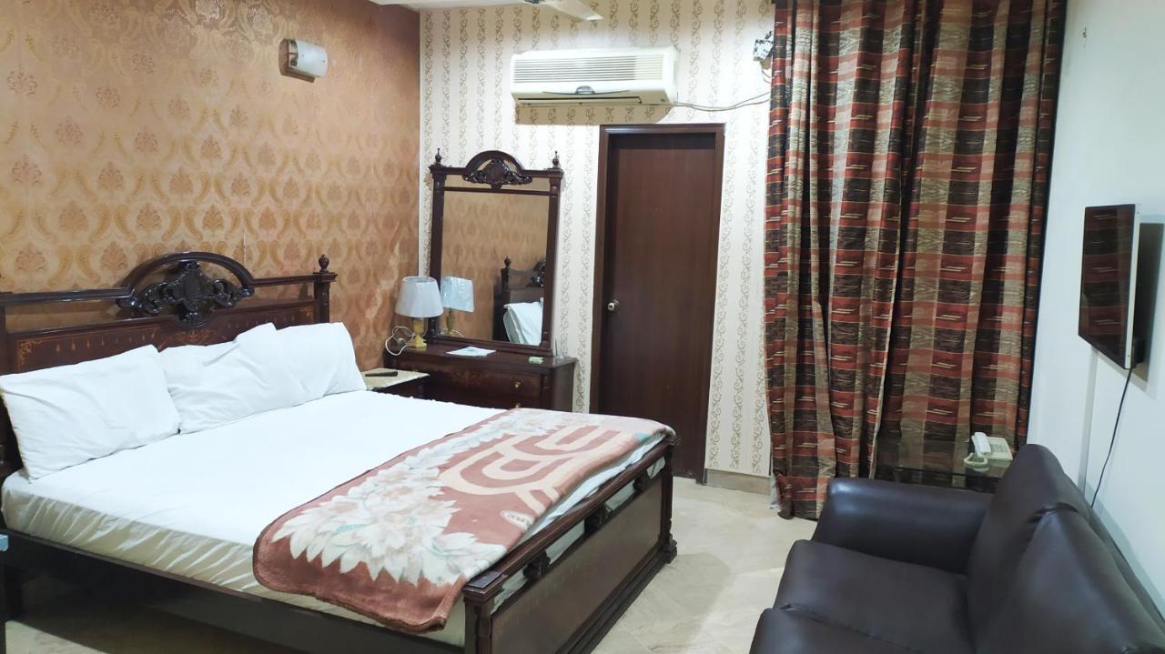 Hotel Sweet Inn Lahore Eksteriør bilde