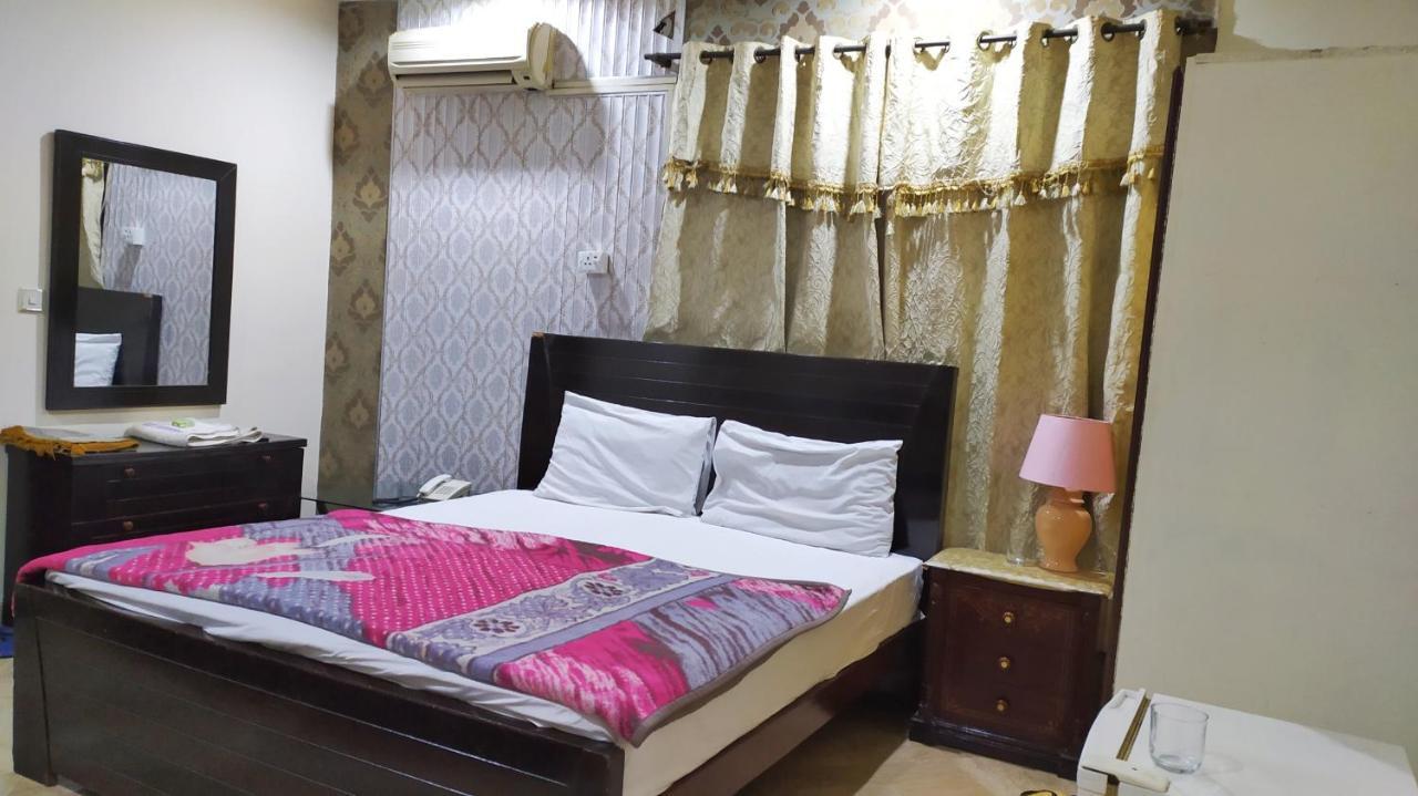 Hotel Sweet Inn Lahore Eksteriør bilde